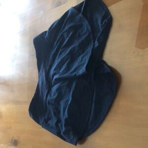 Lueluelemon sports shorts